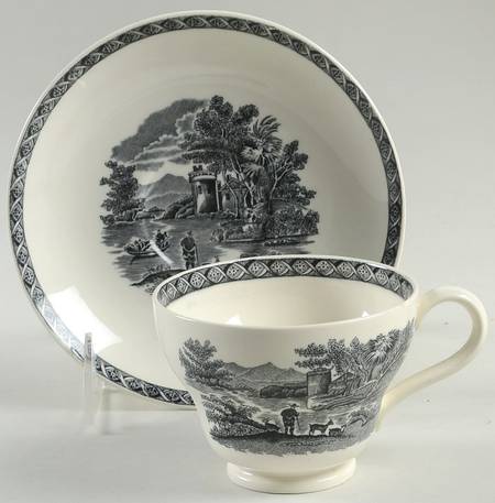 Lugano Black Footed Cup & Saucer Set