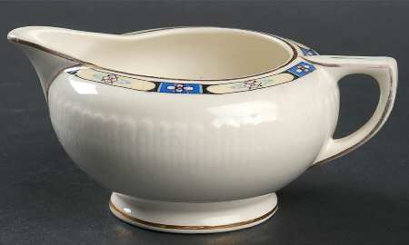 Malvern (Floral Center, Gold Trim) Creamer