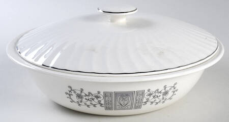 Manchester Round Covered Vegetable