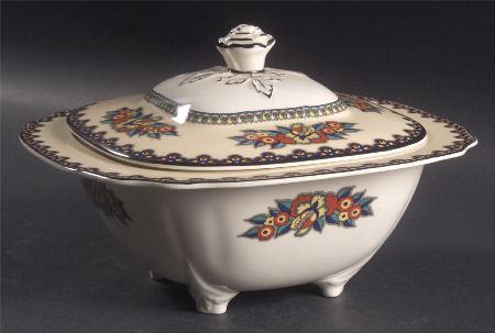 Manchu Round Covered Vegetable