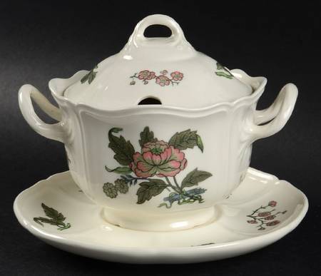 Mandarin Sauce Boat & Lid with Underplate