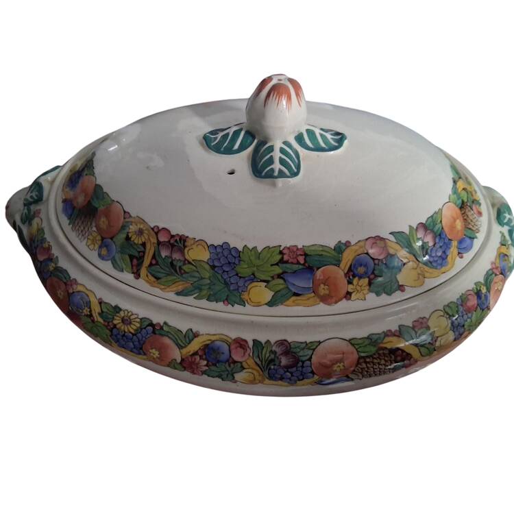 Manilla Oval Covered Vegetable