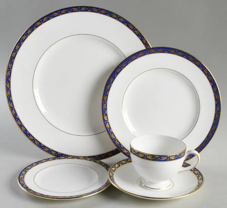 Marina Blue 40 Piece Estate Set