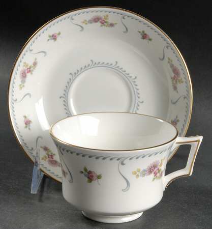 Marchmain Footed Cup & Saucer Set