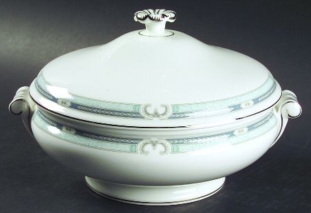 Masefield Round Covered Vegetable