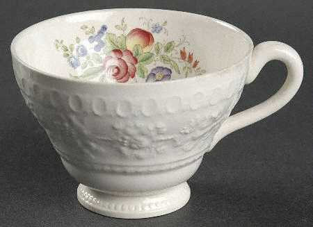 Mayfair (AL9338 , TK53, Wellesley Shape) Footed Cup