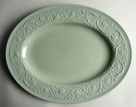 Medway Green 16" Oval Serving Platter