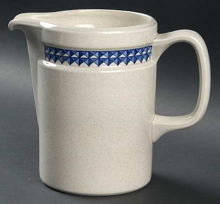 Mexico 22 Oz Pitcher