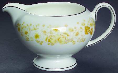 Mimosa Leigh Shape Creamer