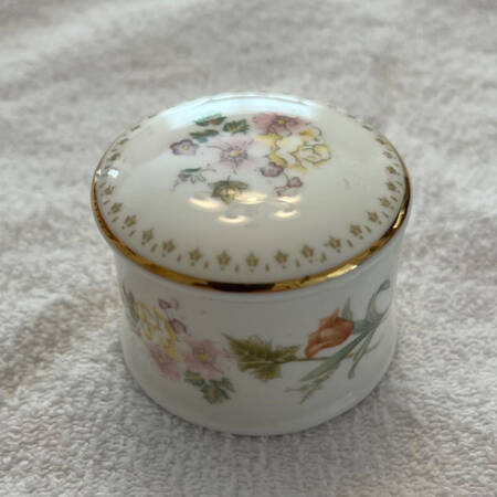 Mirabelle 1" Round Box & Lid