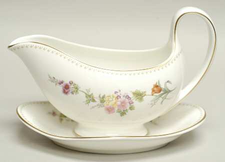 Mirabelle Gravy Boat & Underplate