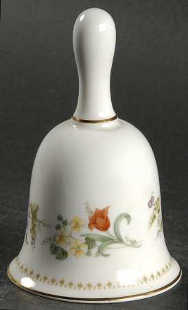 Mirabelle Bell