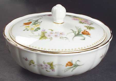 Mirabelle Murray Dish with Lid
