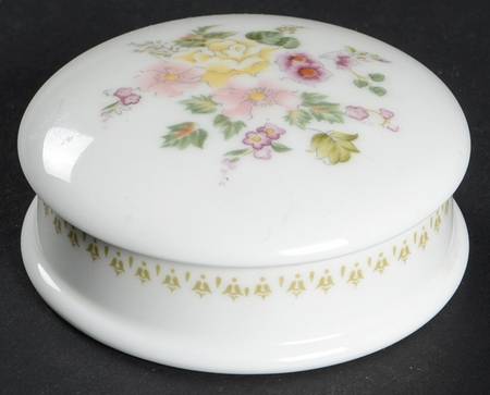 Mirabelle Pill Box
