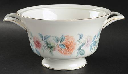 Mist Rose Round Vegetable No Lid