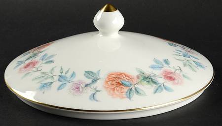 Mist Rose Lid for Round Vegetable