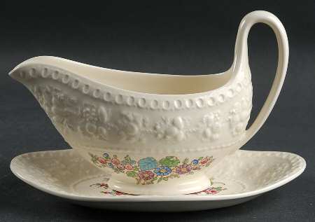 Montreal Gravy Boat & Underplate/Relish