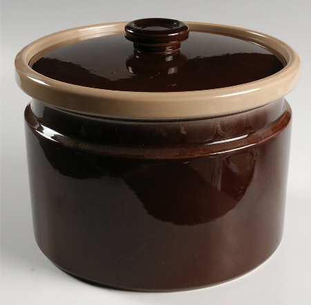 Monterey (Oven to Table) 3.75 Quart Round Covered Casserole