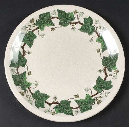 Napoleon Ivy Green (Oven To Table) Luncheon Plate