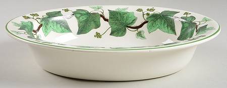 Napoleon Ivy Green (Queen's Ware) 10" Oval Vegetable Bowl