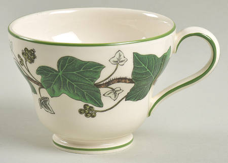 Napoleon Ivy Green (Queen's Ware) Footed Cup