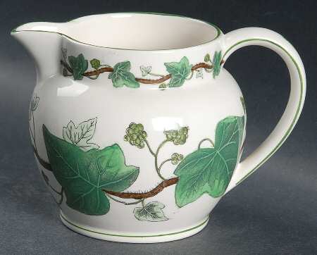 Napoleon Ivy Green (Queen's Ware) Creamer