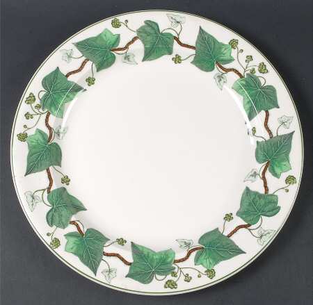 Napoleon Ivy Green (Queen's Ware) 12" Chop Plate (Round Platter)