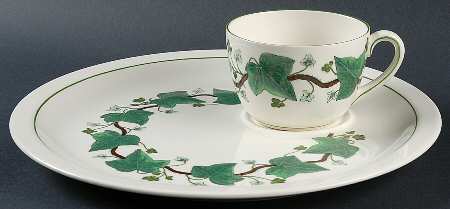 Napoleon Ivy Green (Queen's Ware) Snack Plate & Cup Set