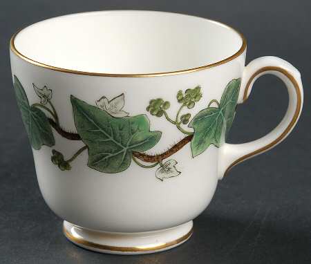 Napoleon Ivy Green (Bone China) Footed Cup