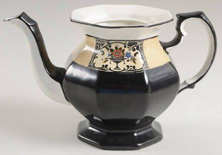 Nanette Black Teapot No Lid