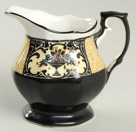 Nanette Black Mini Creamer
