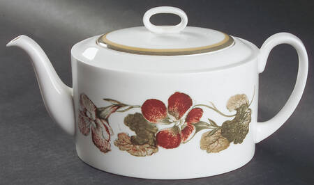 Nasturium (Bone) Teapot & Lid
