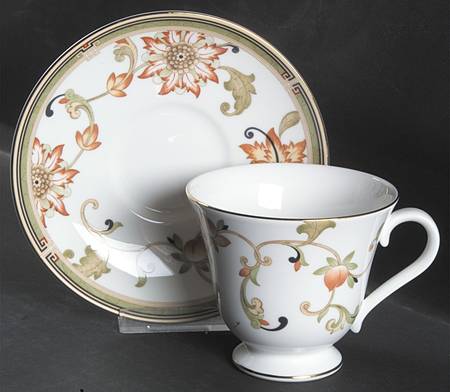 Oberon Victoria Shape Footed Cup & Saucer Set