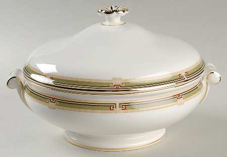 Oberon Round Covered Vegetable