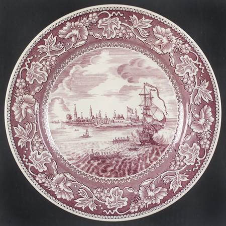 Old New York Mulberry Dinner Plate