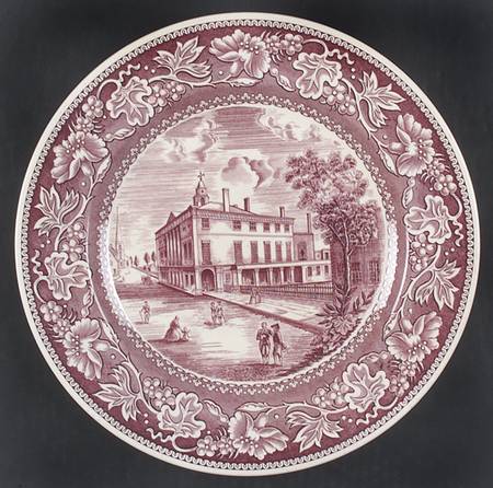 Old New York Mulberry Dinner Plate