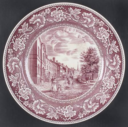 Old New York Mulberry Dinner Plate
