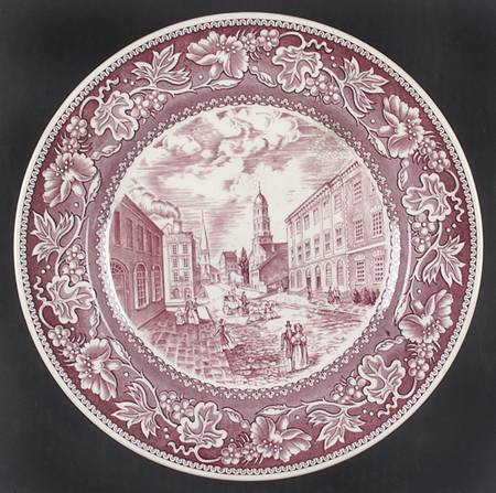 Old New York Mulberry Dinner Plate