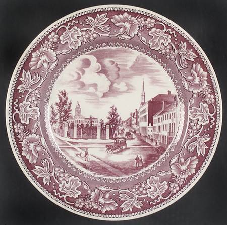 Old New York Mulberry Dinner Plate