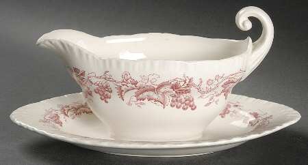 Old Vine Crimson Gravy Boat with Attached Underplate