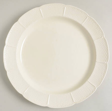 Osier 12" Chop Plate (Round Platter)