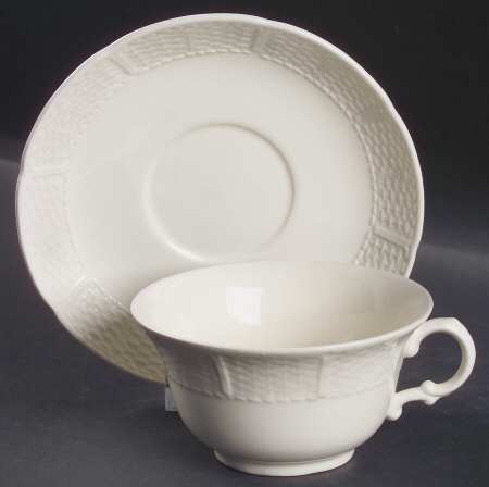 Osier Flat Cup & Saucer Set