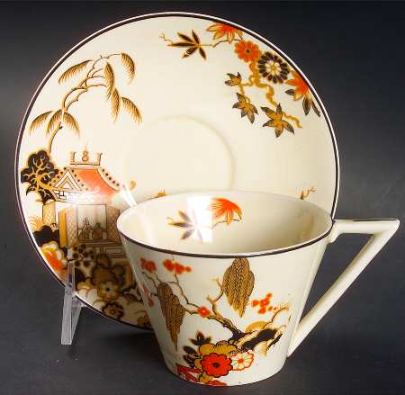 Pagoda (Black Trim) Flat Cup & Saucer Set