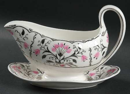 Papyrus Pink Gravy Boat with Attached Underplate