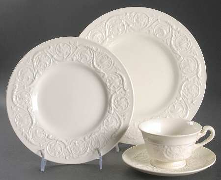 Patrician (Old, 1927-1986) 4 Piece Place Setting