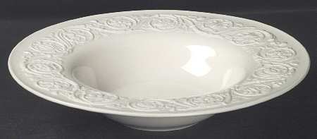 Patrician (Old, 1927-1986) Centerpiece