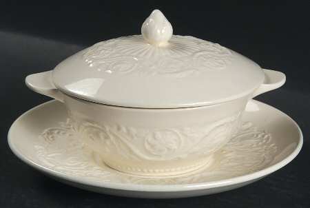 Patrician (Old, 1927-1986) Onion Soup Bowl & Saucer Set with Lid
