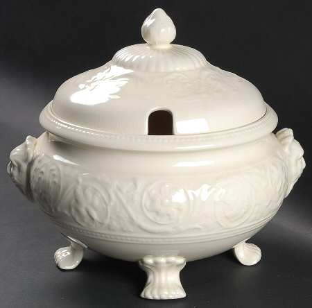 Patrician (Old, 1927-1986) Tureen &  Lid