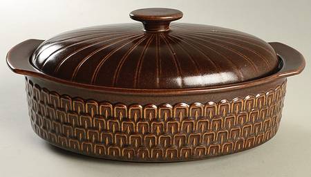 Pennine Oval Covered Vegetable