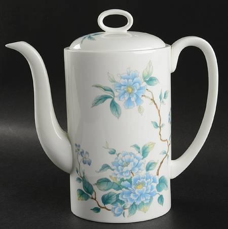 Peony (Bone) Coffee Pot & Lid